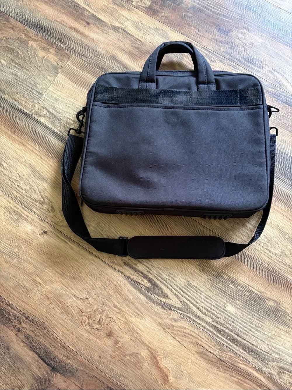HP Black Laptop Messenger Bag with Shoulder Strap